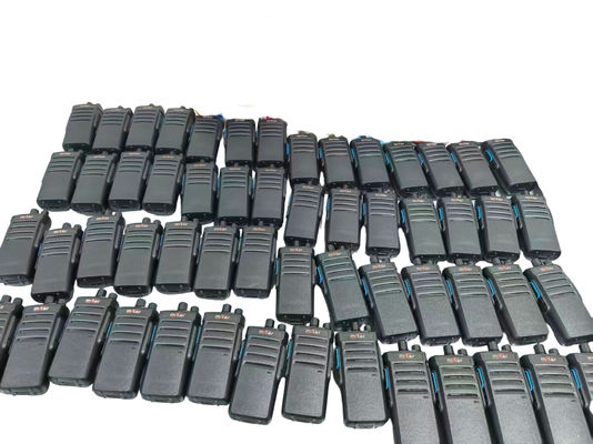 購入 BF-9700 Waterproof IP67 Walkie Talkie with 2800mAh Battery 16 Channels VHF UHF Digital Two-Way Radio オンライン製造