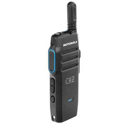 Motorola TLK 100 バイウェイラジオ バッテリー寿命 18 時間 強力な侵入機能と英語操作言語のモトローラ・バイウェイラジオ