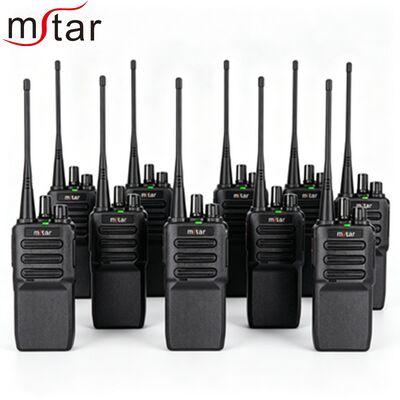 M-698 PRO IP66 防水トランシーバー、超長時間スタンバイおよび Type-C 高速充電機能付き